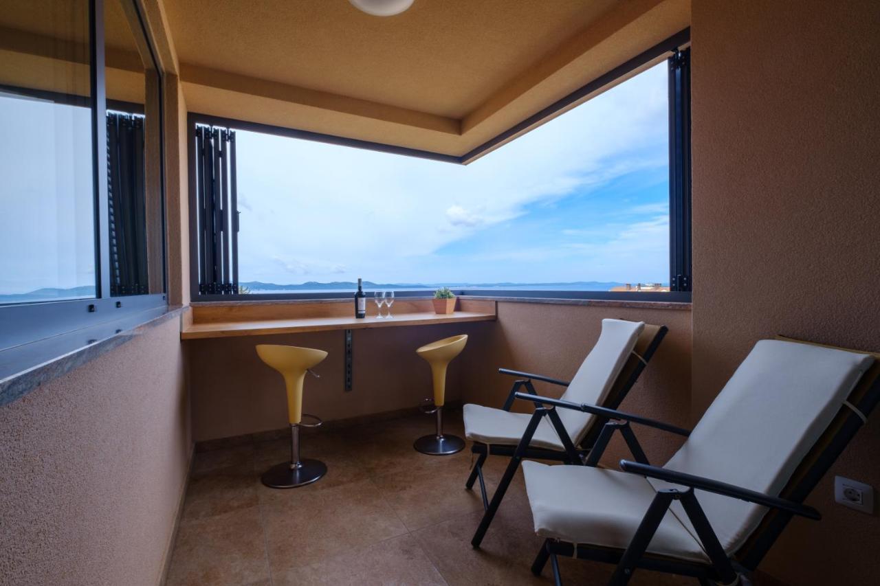 Apartments Luana With Private Jacuzzi Zadar Ngoại thất bức ảnh