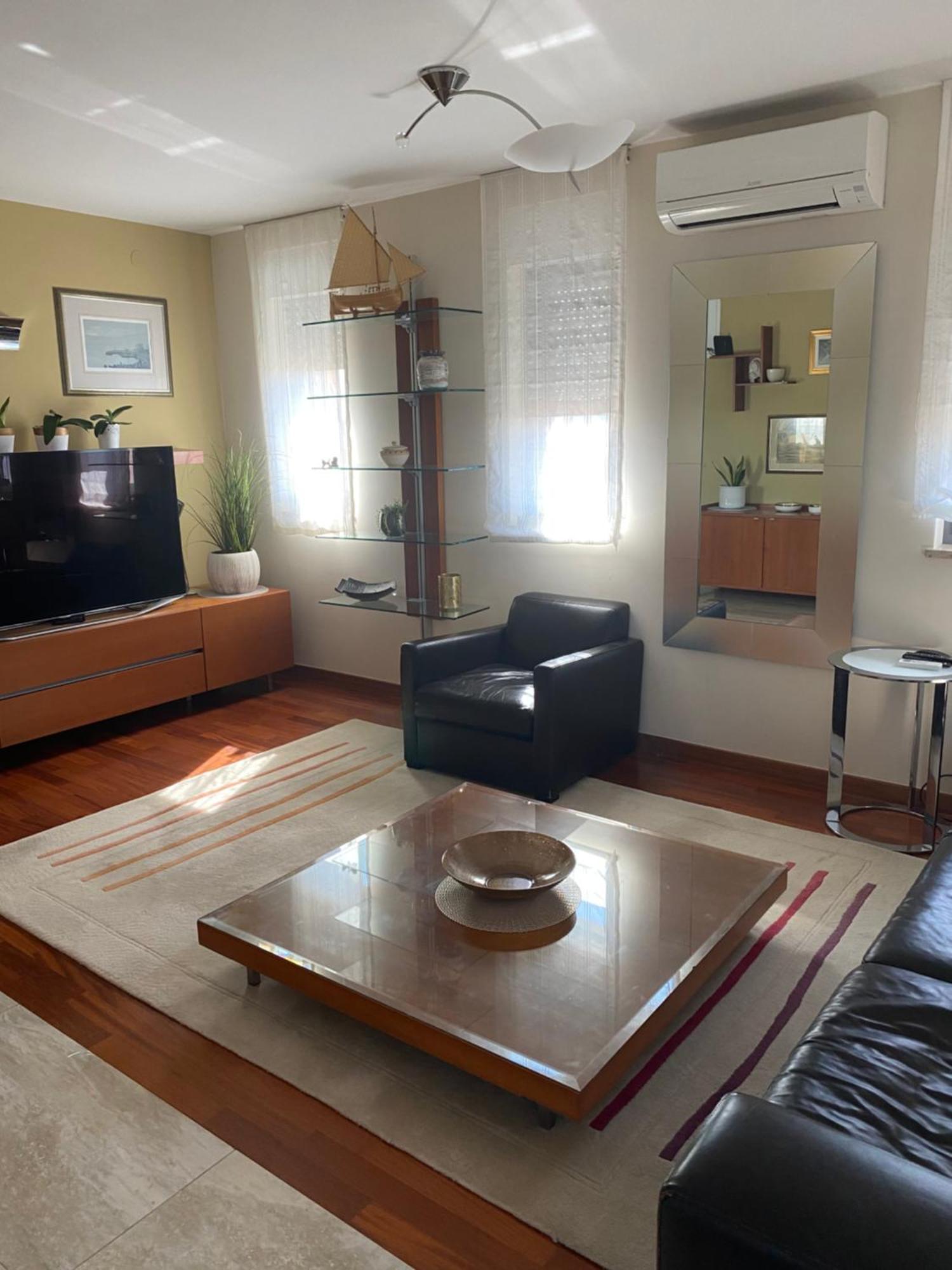 Apartments Luana With Private Jacuzzi Zadar Ngoại thất bức ảnh