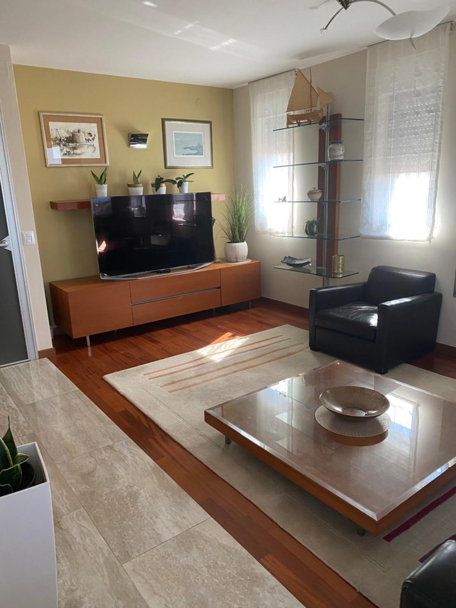 Apartments Luana With Private Jacuzzi Zadar Ngoại thất bức ảnh
