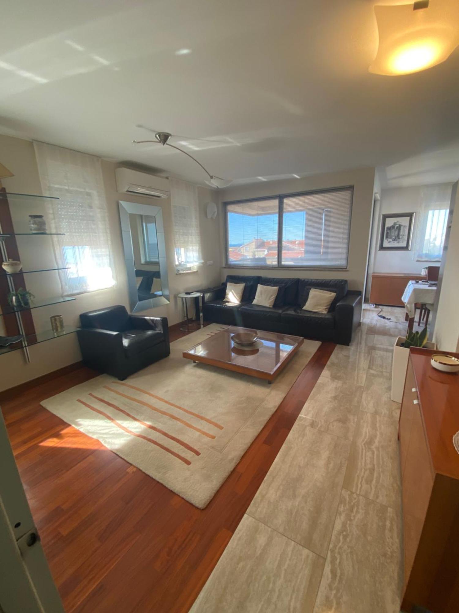 Apartments Luana With Private Jacuzzi Zadar Ngoại thất bức ảnh