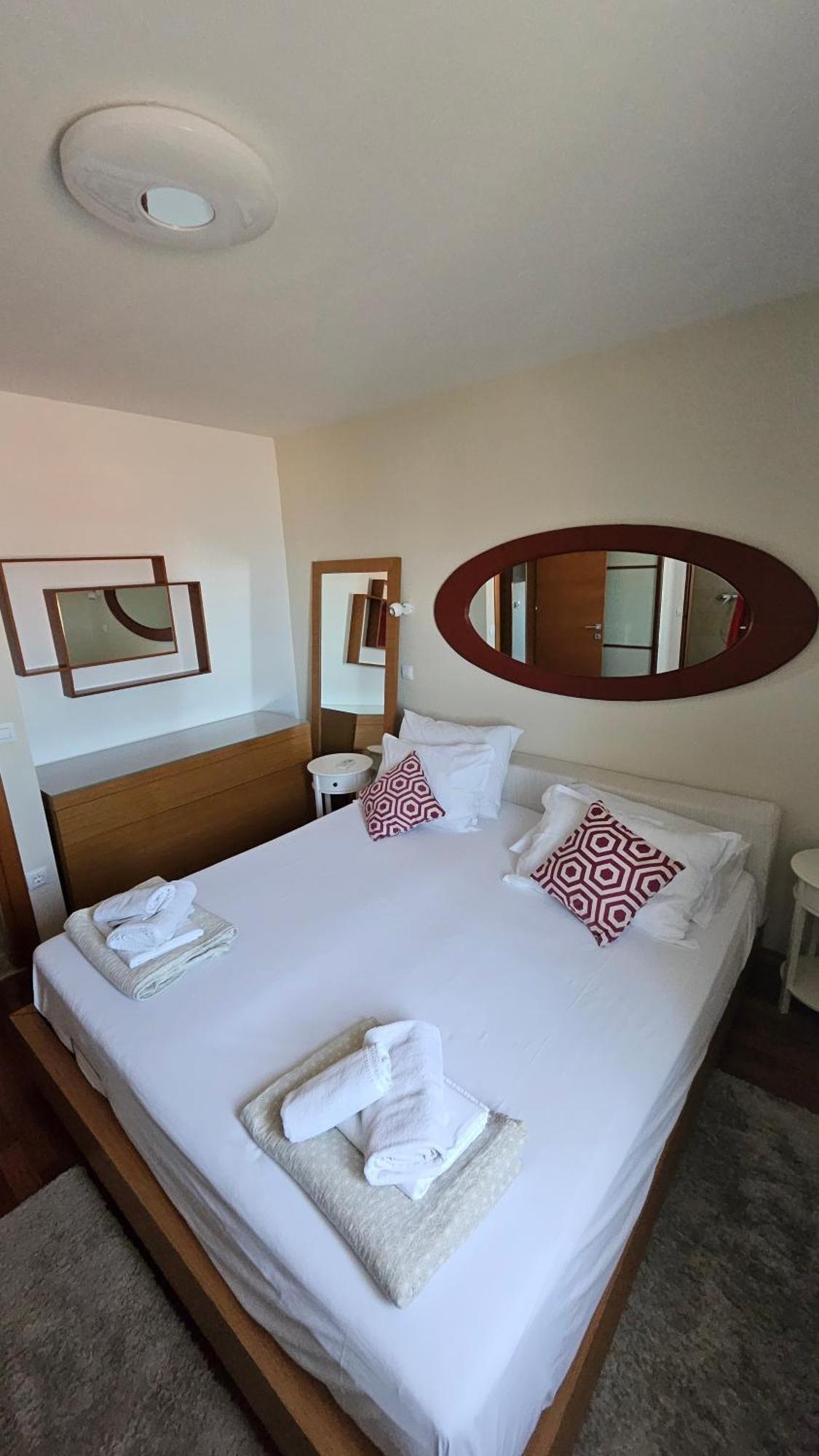 Apartments Luana With Private Jacuzzi Zadar Ngoại thất bức ảnh