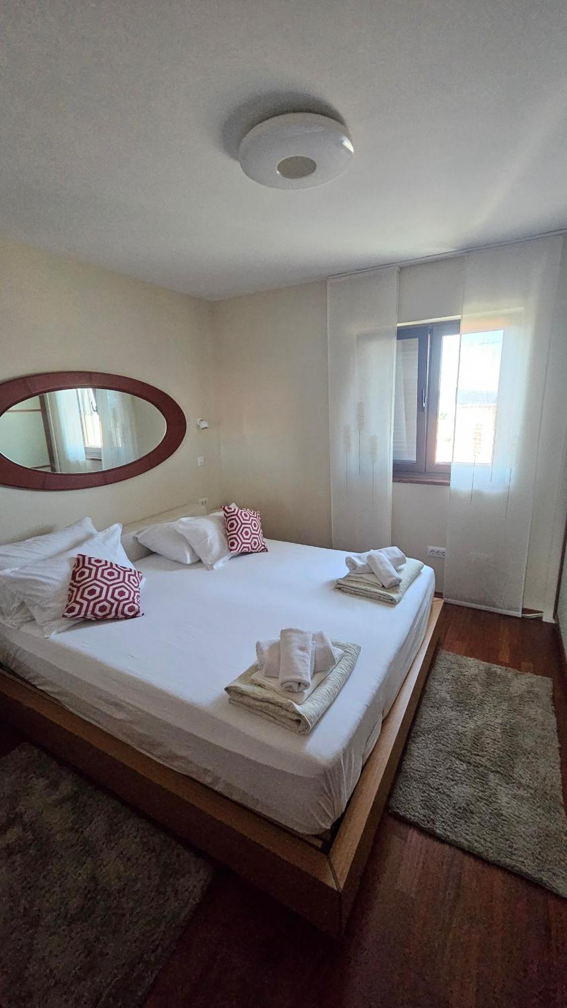 Apartments Luana With Private Jacuzzi Zadar Ngoại thất bức ảnh